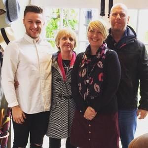 Meet your Posher, Dean